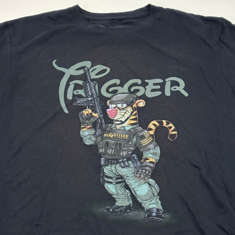 Relentless Men's Trigger Graphic T-Shirt Black Size M